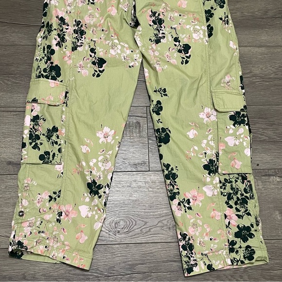 Free People Movement MESMERIZE me PRINT Cargo Pants SPRING GREEN Floral Sz XS - Picture 3 of 11